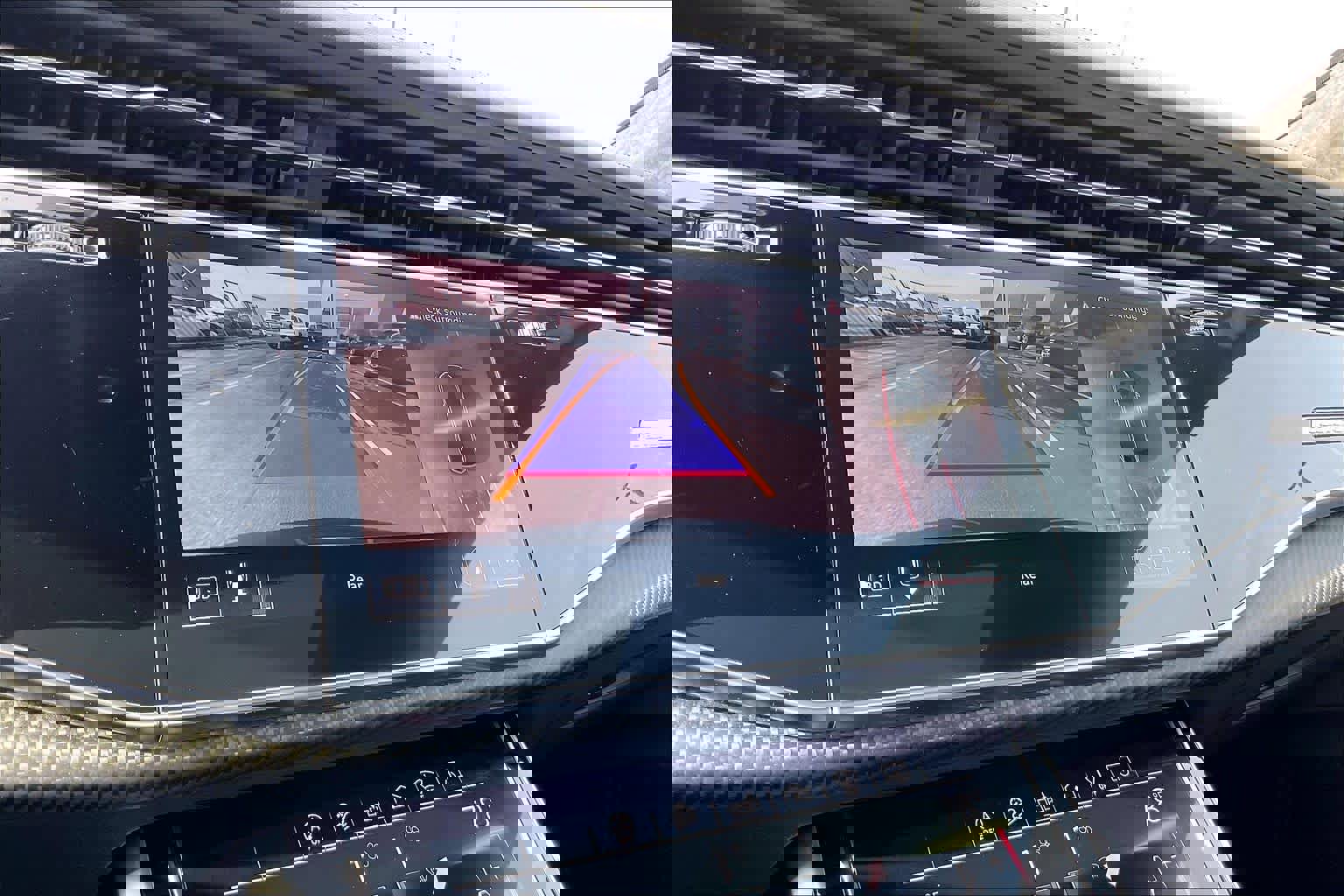 Used 2020 Audi RS Q8 w/ Carbon Optic Package image 23