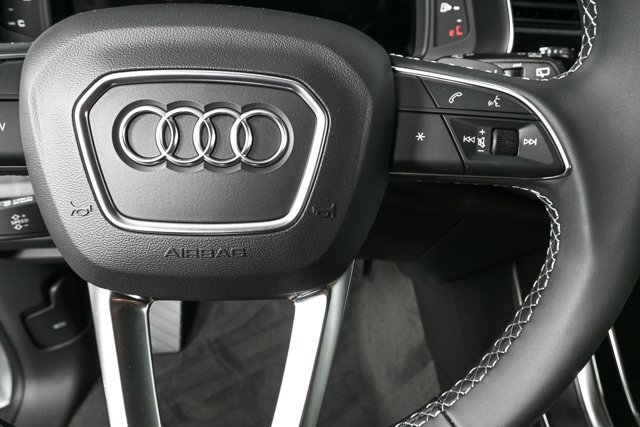 New 2025 Audi Q8 Premium image 10