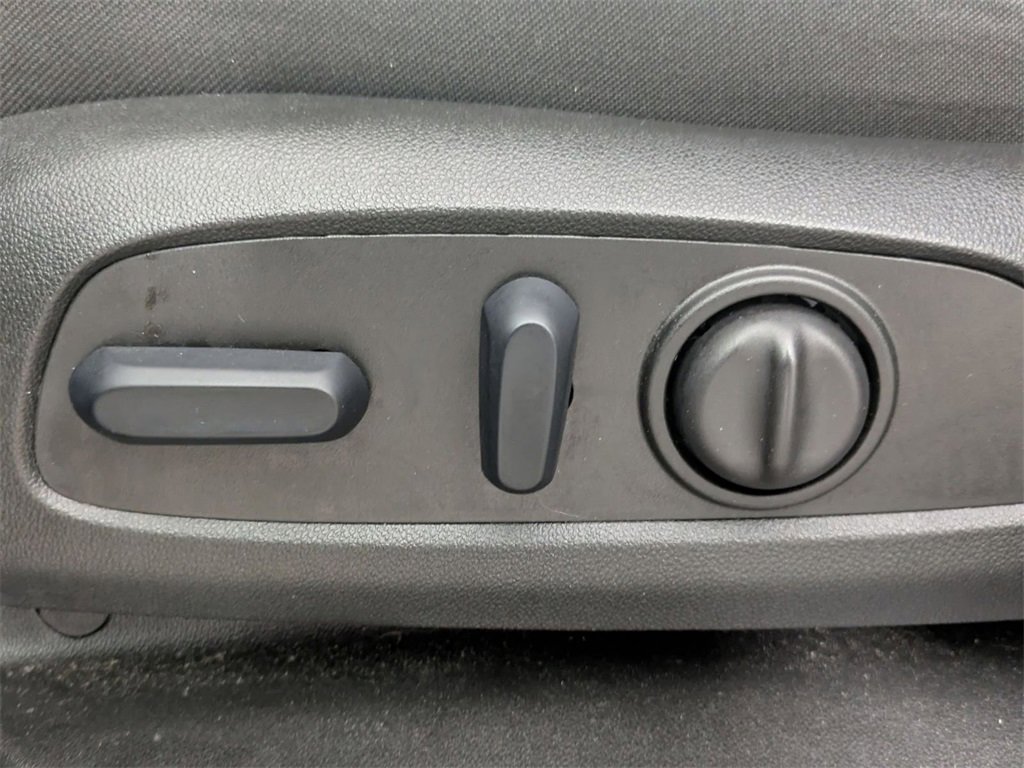 Used 2023 GMC Acadia AT4 w/ Trailering Package image 11