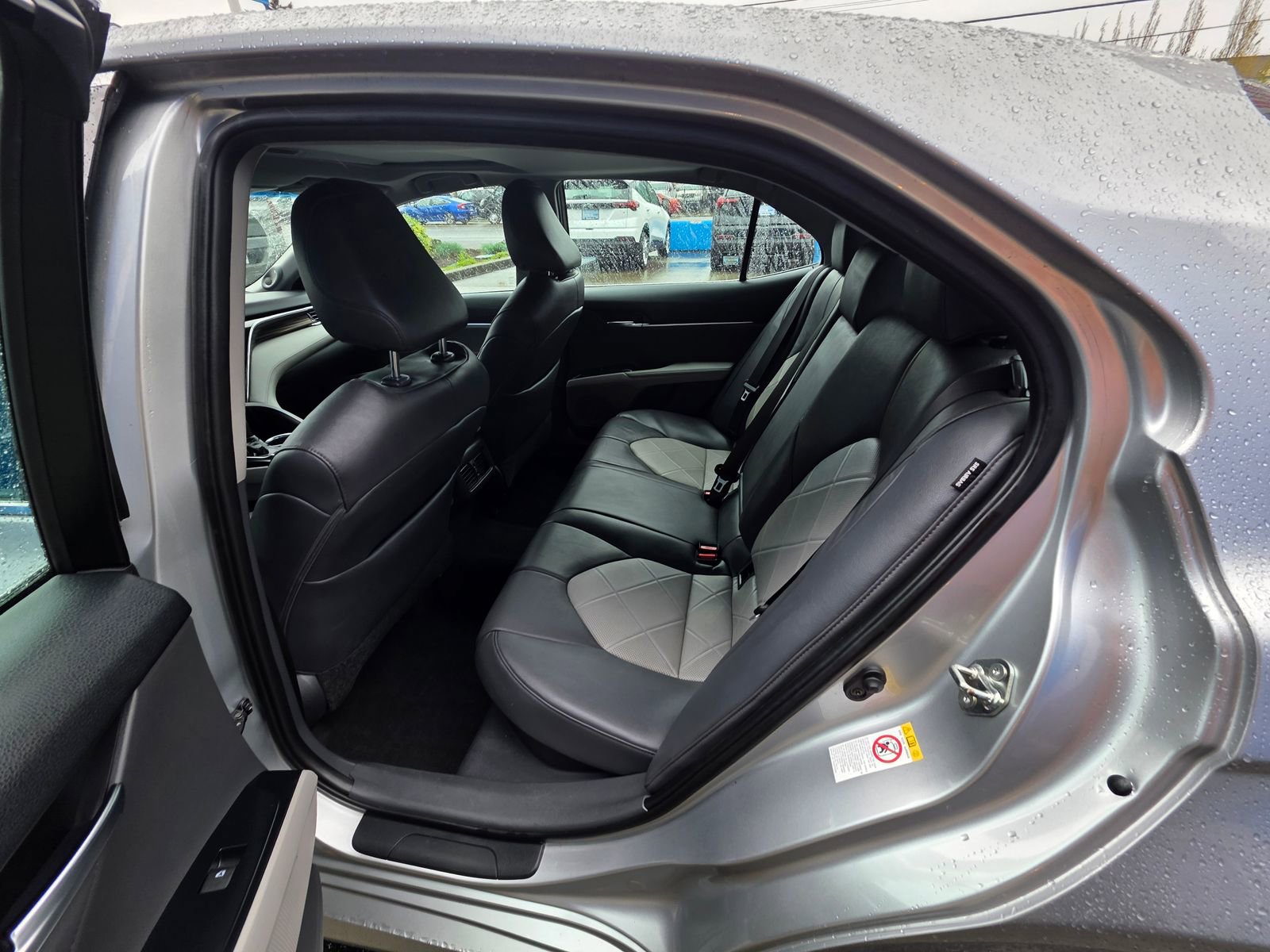Used 2018 Toyota Camry XLE w/ Audio Package image 13
