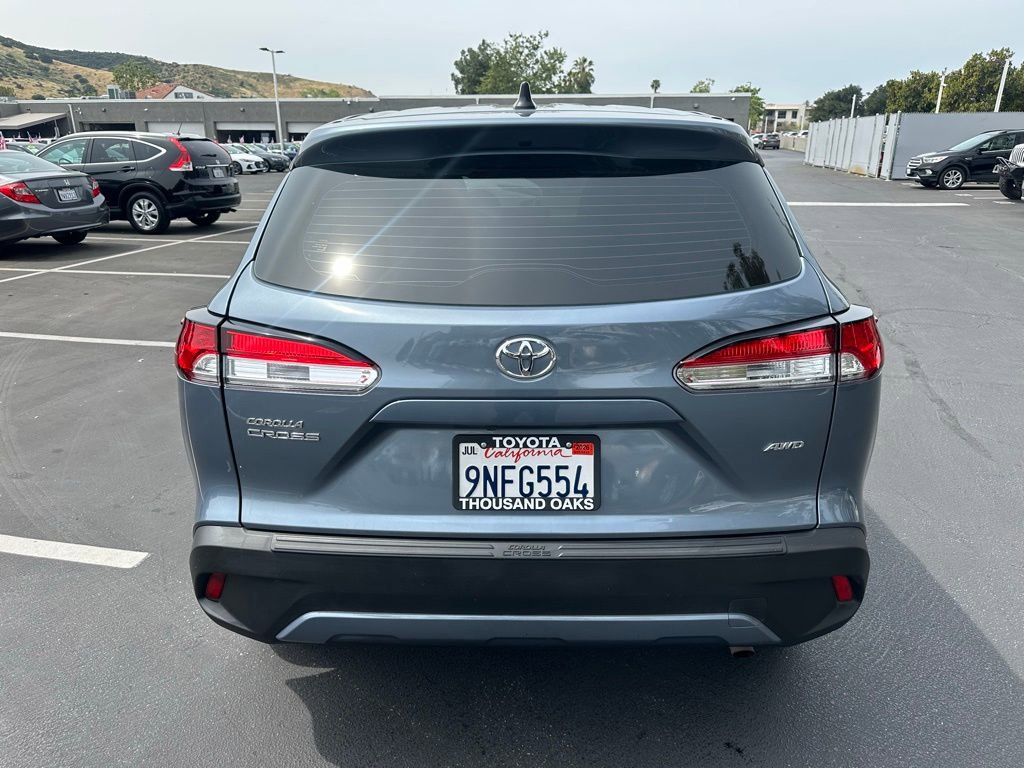 Used 2024 Toyota Corolla Cross L image 3