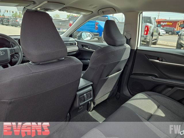 Used 2025 Toyota Camry LE FWD image 23