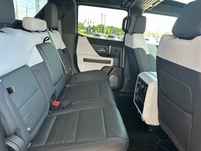 Used 2025 GMC Hummer EV 3X AWD/4WD image 23