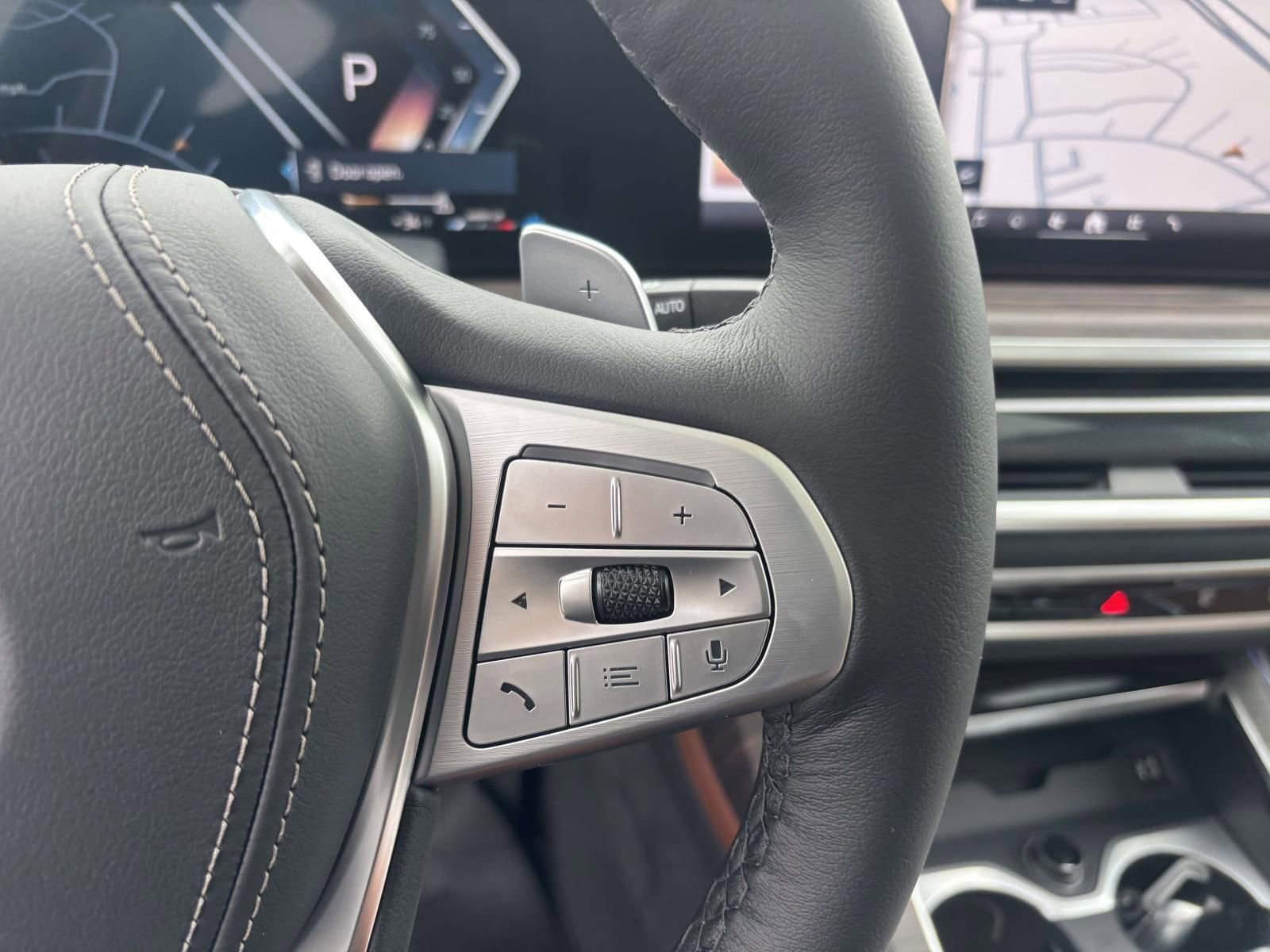 New 2026 BMW X7 xDrive40i w/ Executive Package image 18