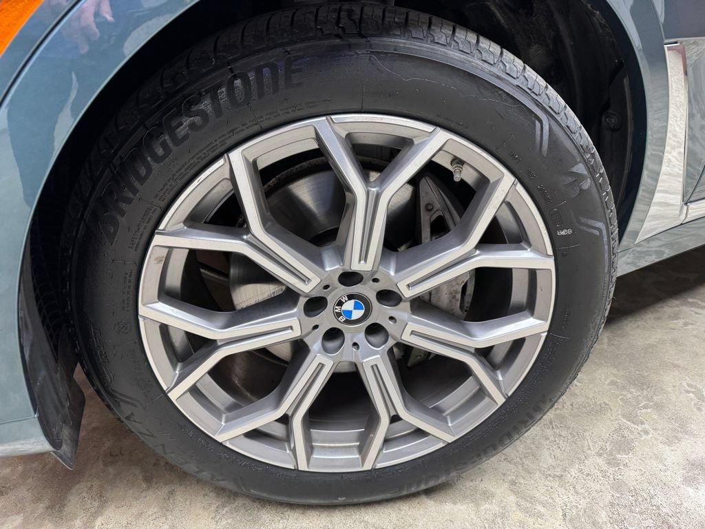 Certified 2024 BMW X7 xDrive40i w/ Executive Package AWD/4WD image 32