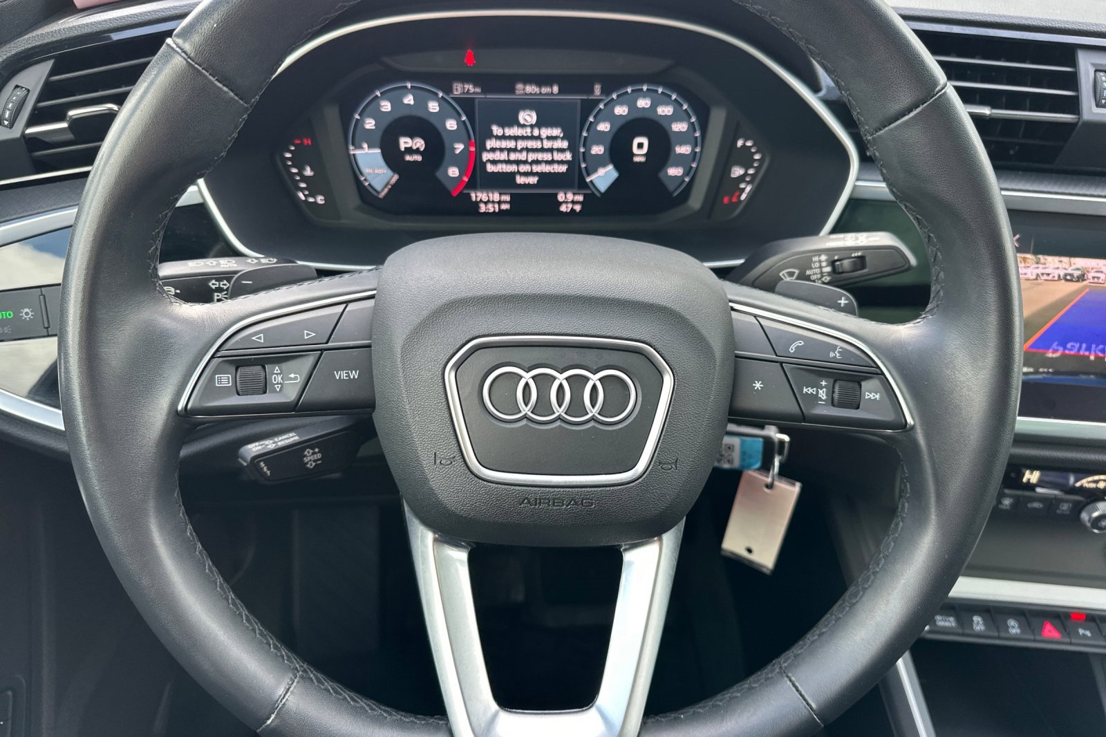 Used 2022 Audi Q3 2.0T Premium image 24