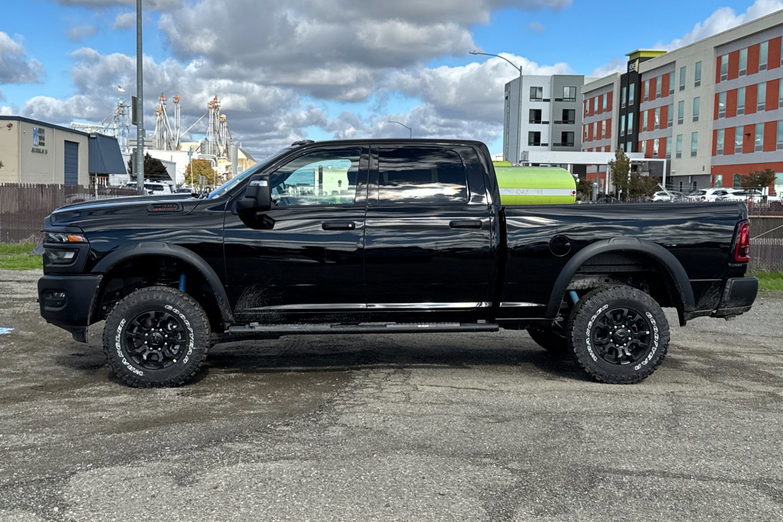 New 2026 RAM 2500 Tradesman w/ Power Wagon Package image 6