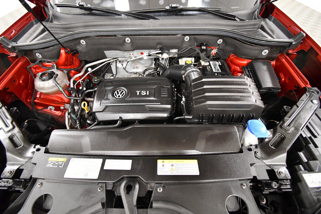Used 2023 Volkswagen Atlas Cross Sport SE AWD/4WD image 12