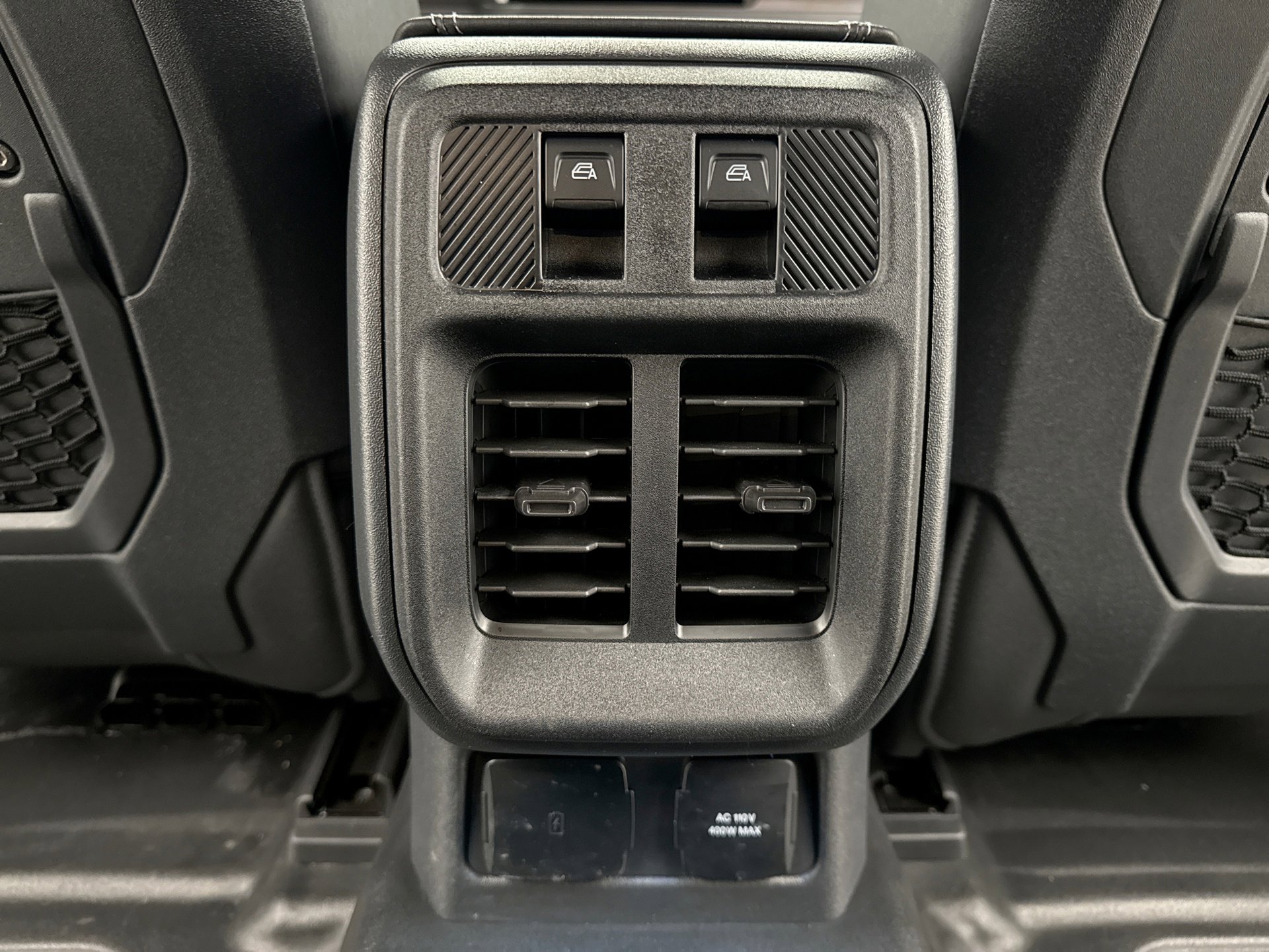 Used 2025 Ford Bronco Big Bend w/ Black Diamond Package image 20