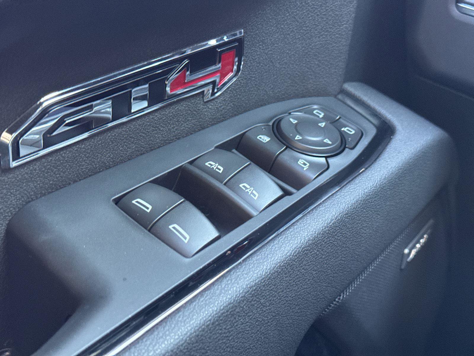 New 2026 GMC Sierra 1500 AT4 w/ Technology Package image 23