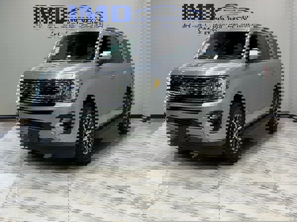 Used 2020 Ford Expedition XLT image 2