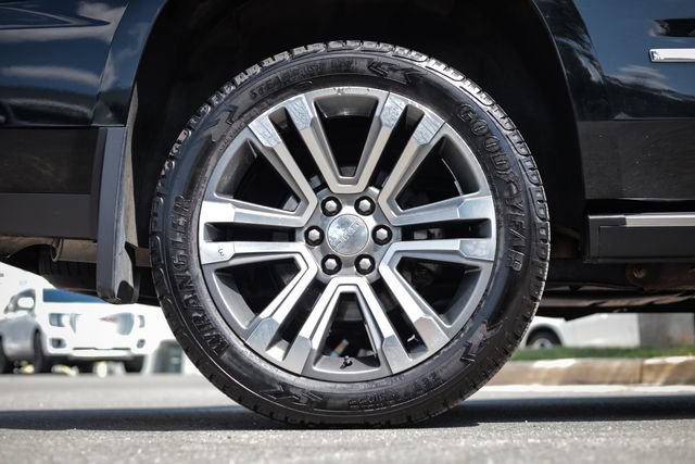 Used 2019 GMC Yukon Denali w/ Denali Ultimate Package AWD/4WD image 12