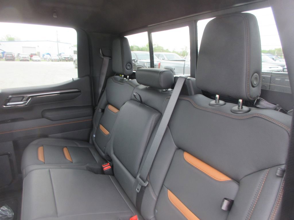 New 2026 GMC Sierra 1500 AT4 w/ AT4 Premium Package AWD/4WD image 14