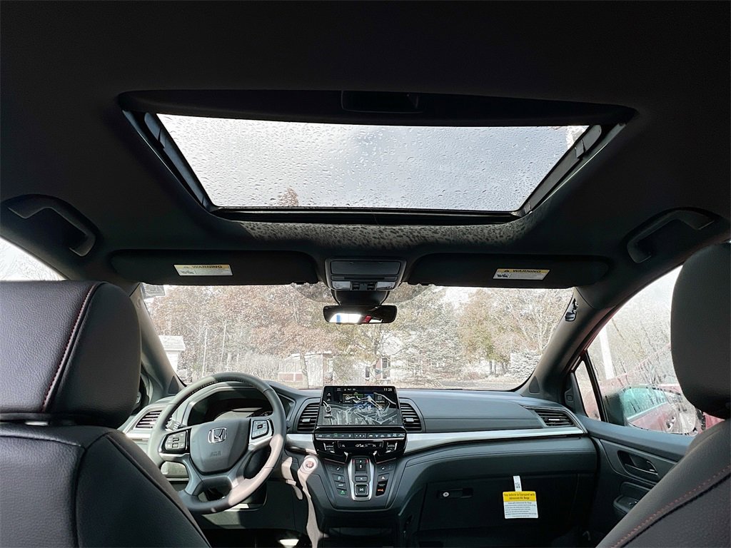 New 2026 Honda Odyssey Sport-L image 6