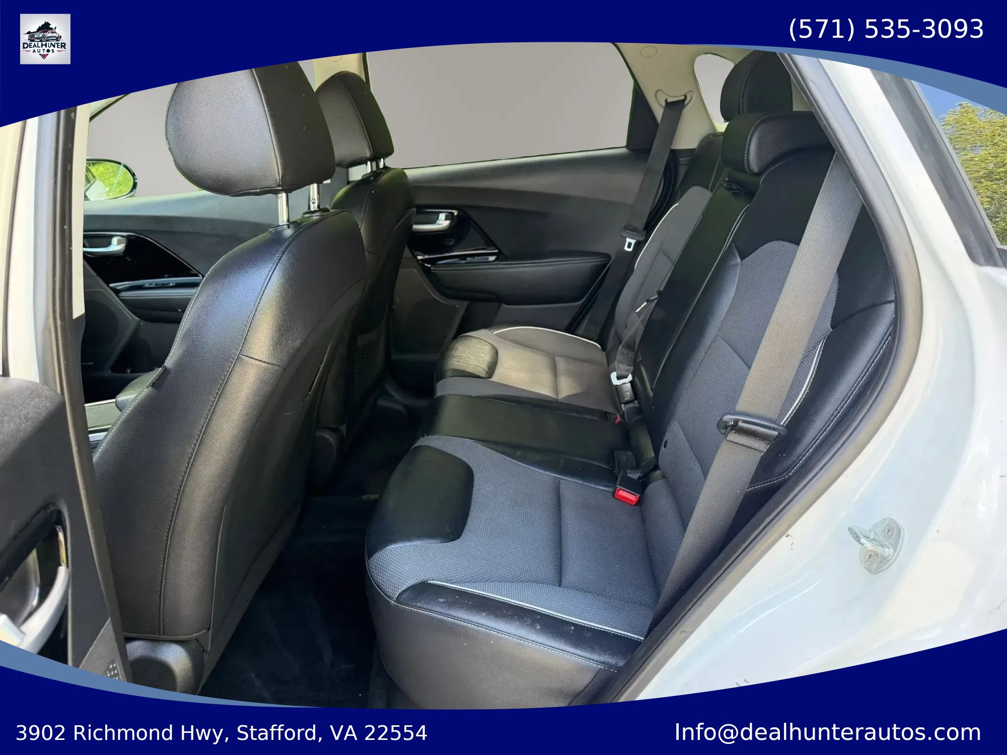 Used 2022 Kia Niro EX w/ Cold Weather Package FWD image 18