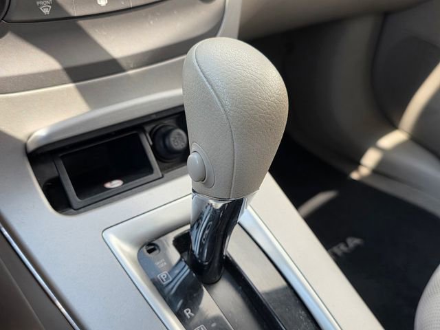 Used 2013 Nissan Sentra SV FWD image 20