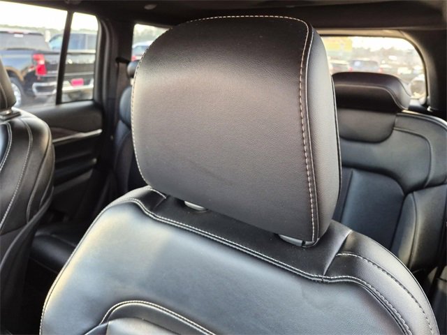 Used 2024 Jeep Grand Cherokee Limited image 23