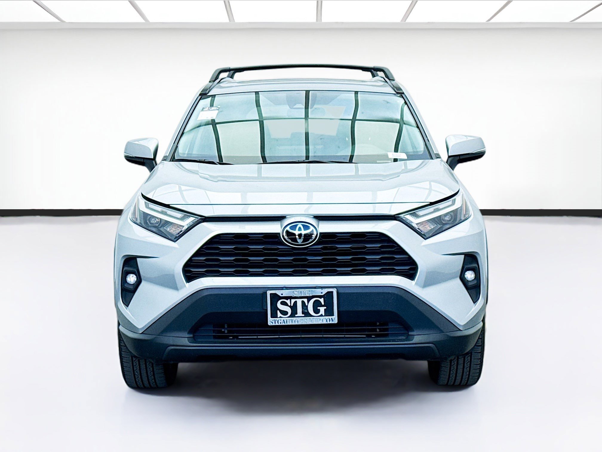 Used 2024 Toyota RAV4 XLE Premium image 2