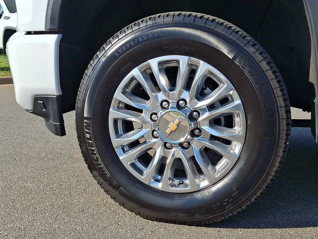 Used 2022 Chevrolet Silverado 2500 High Country AWD/4WD image 8