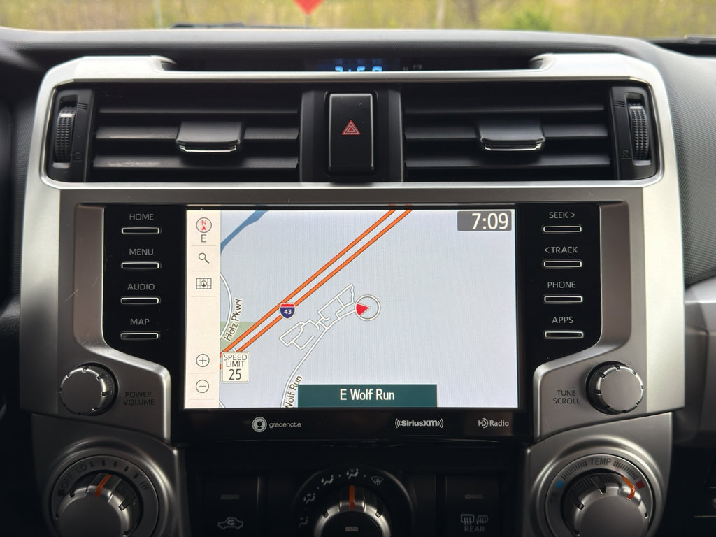 Used 2020 Toyota 4Runner SR5 Premium AWD/4WD image 25