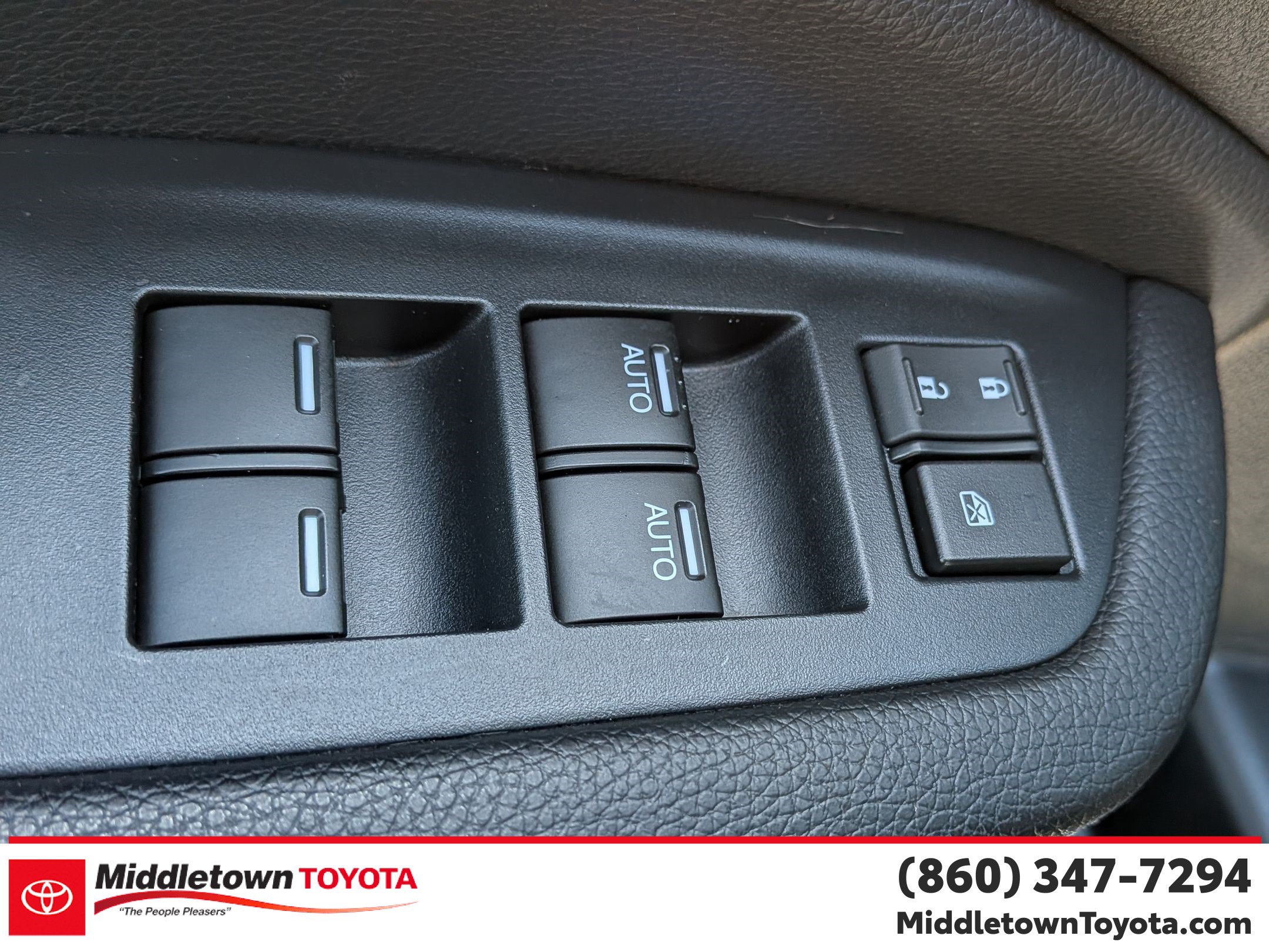 Used 2023 Honda Ridgeline RTL-E image 12