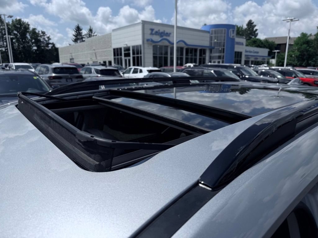 Used 2025 Honda Pilot Elite image 10
