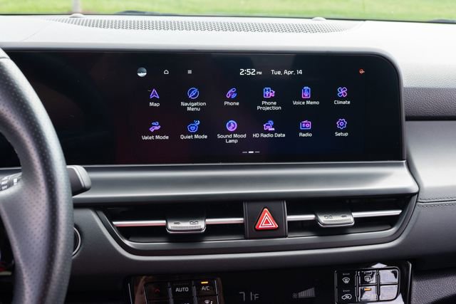 Certified 2025 Kia Seltos SX AWD/4WD image 16