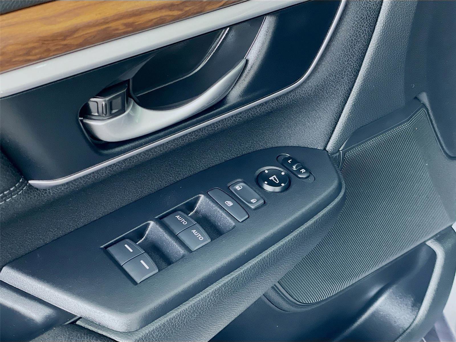 Certified 2021 Honda CR-V EX image 21