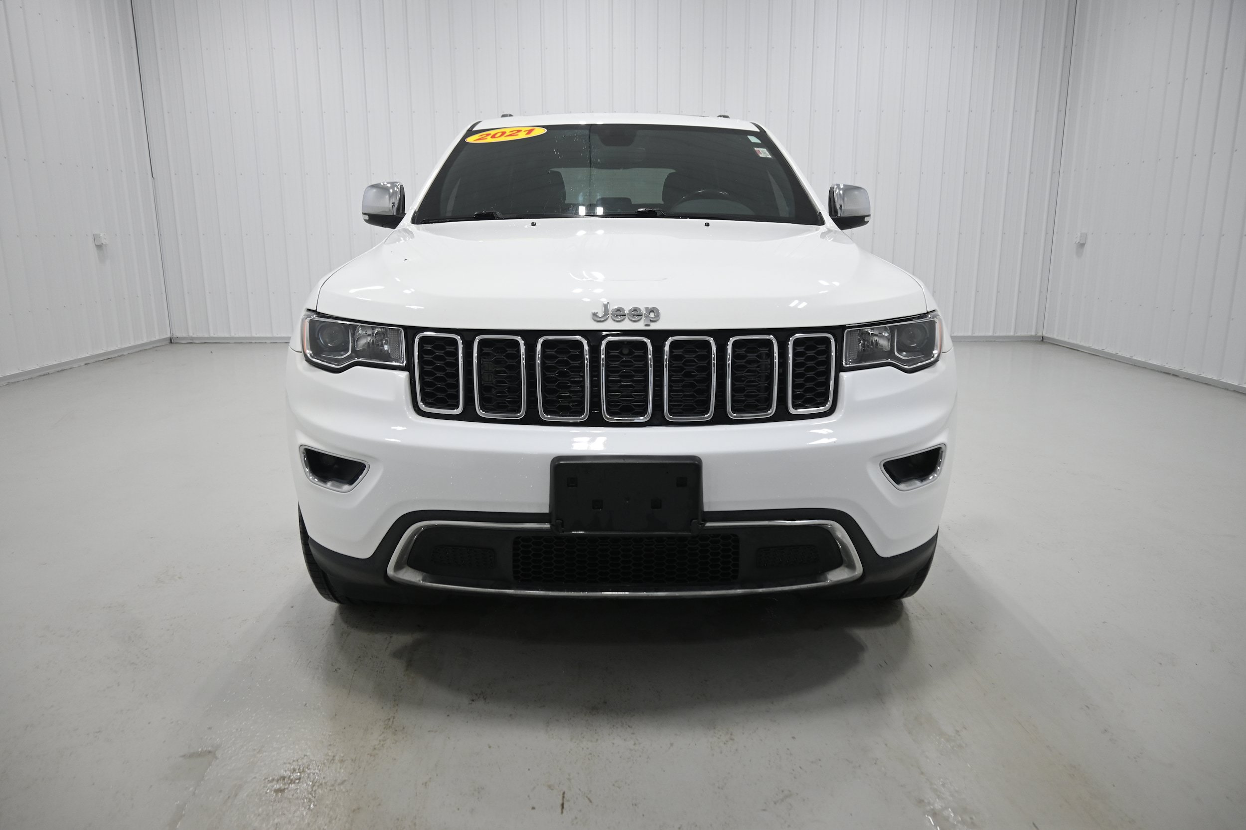 Used 2021 Jeep Grand Cherokee Limited AWD/4WD image 26