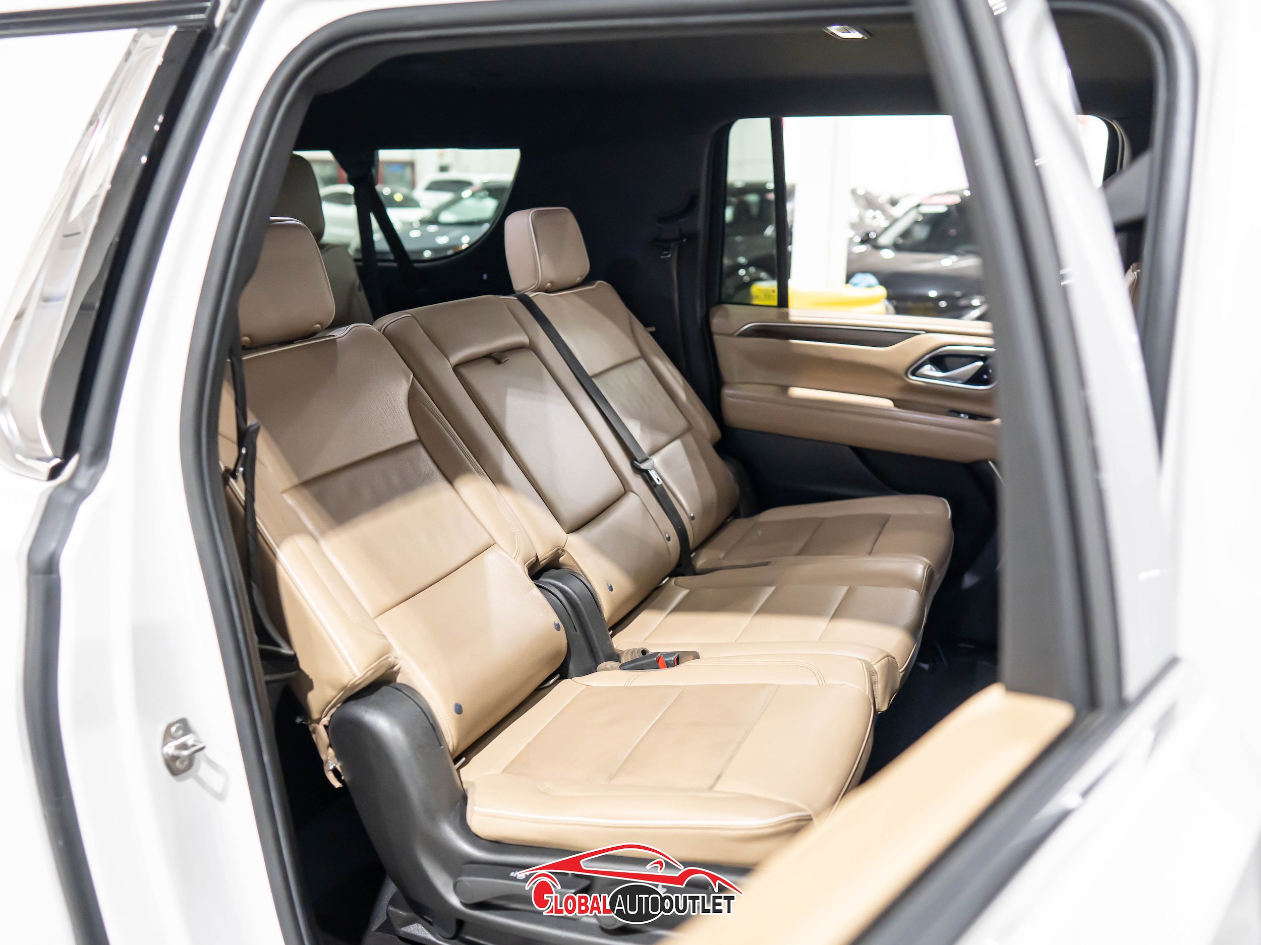 Used 2021 Chevrolet Suburban Premier RWD image 18
