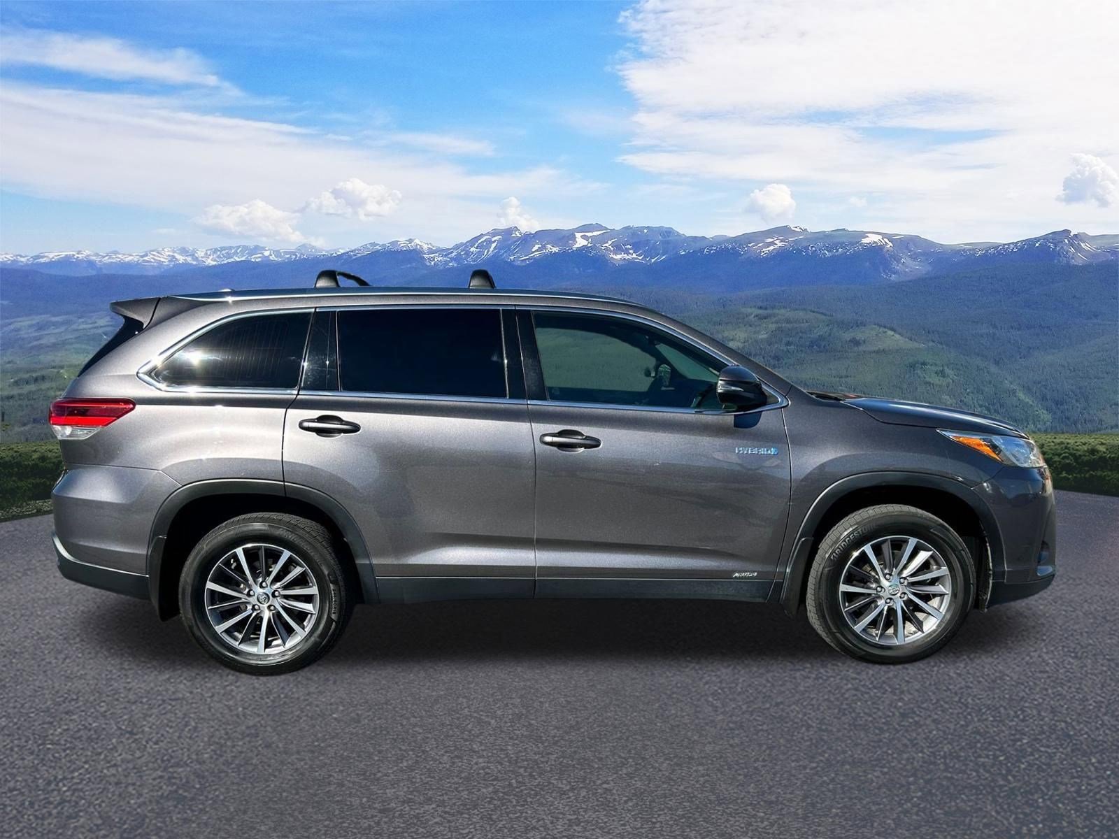 Used 2019 Toyota Highlander XLE image 6