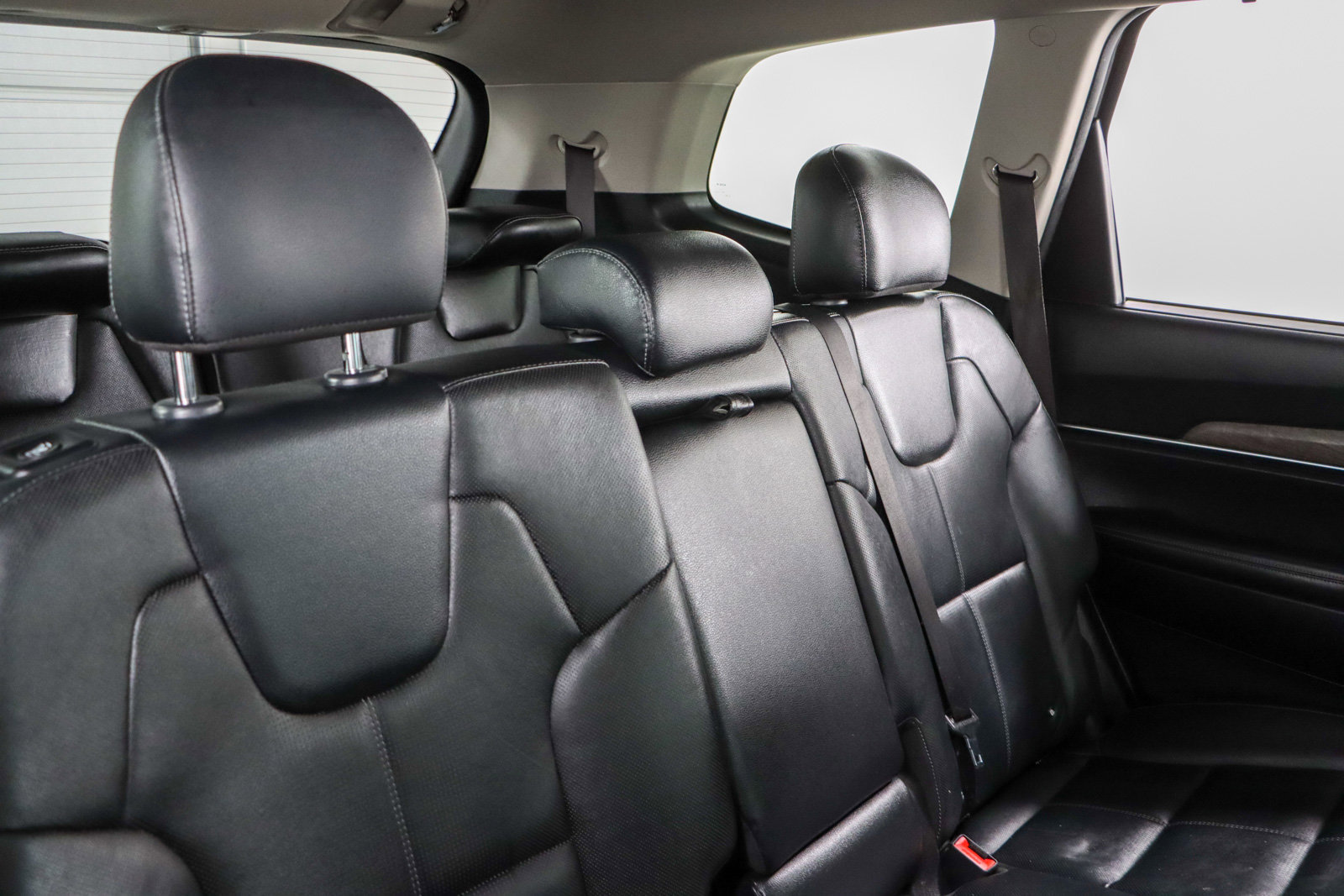 Used 2022 Kia Telluride EX image 29