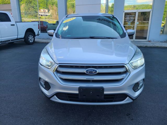Used 2017 Ford Escape SE w/ SE Cold Weather Package AWD/4WD image 8