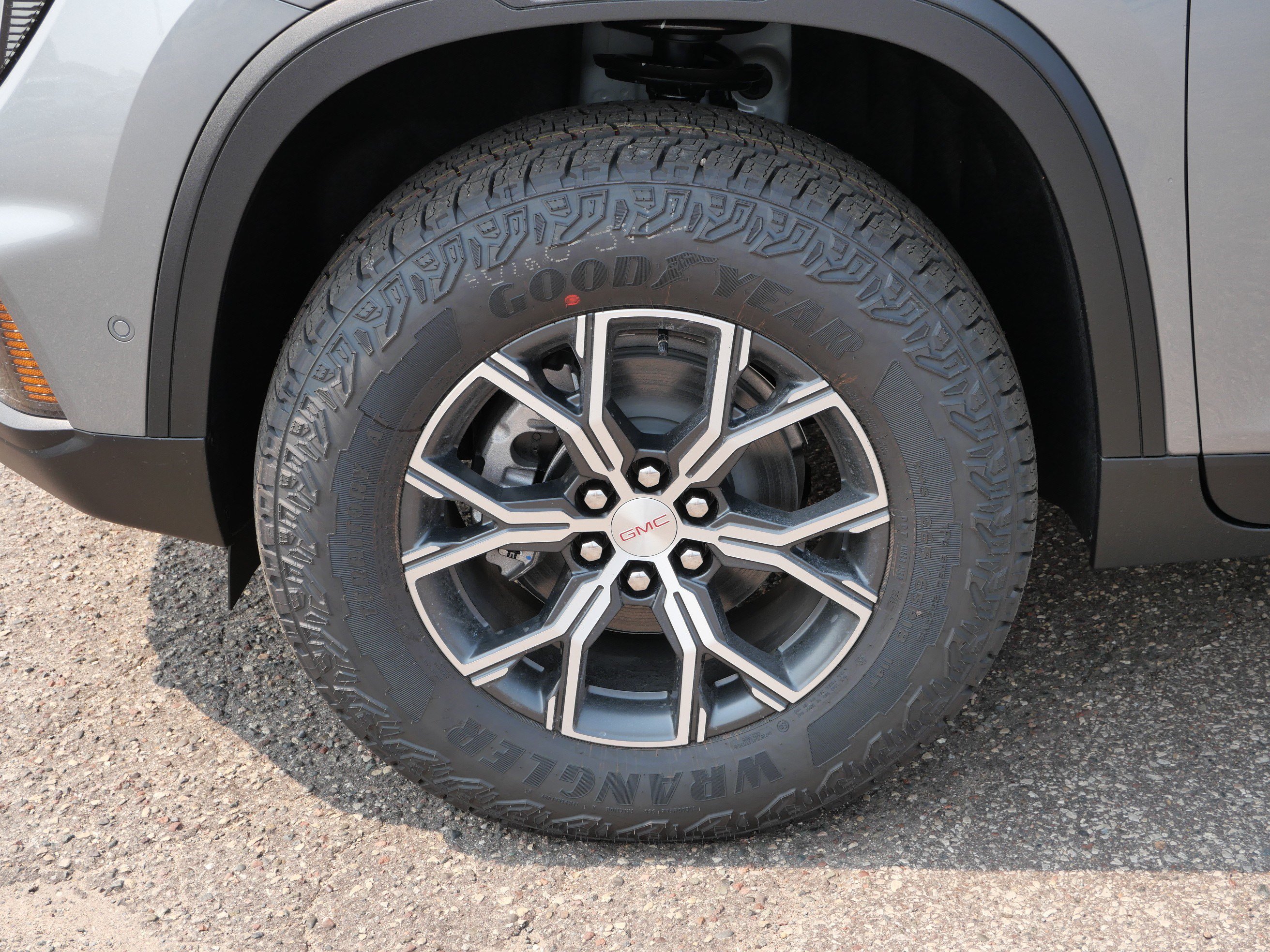 New 2026 GMC Acadia AT4 w/ Super Cruise Package AWD/4WD image 9