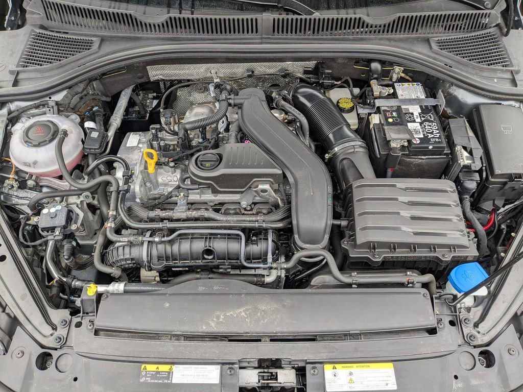 Used 2025 Volkswagen Jetta Sport image 36