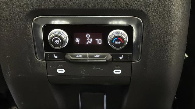 Used 2023 GMC Yukon Denali AWD/4WD image 36