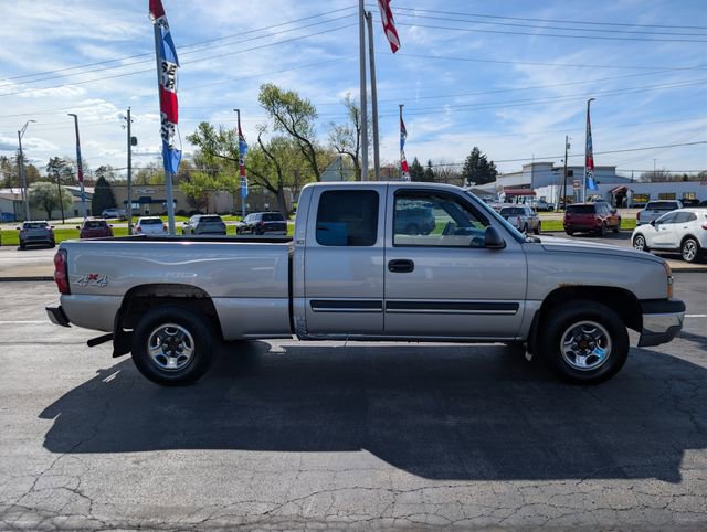 Used 2004 Chevrolet Silverado 1500 4x4 Extended Cab w/ Light Duty Power Package image 6