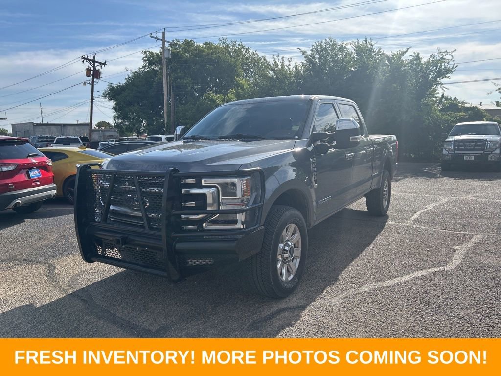 Used 2022 Ford F250 Platinum w/ FX4 Off-Road Package AWD/4WD image 1