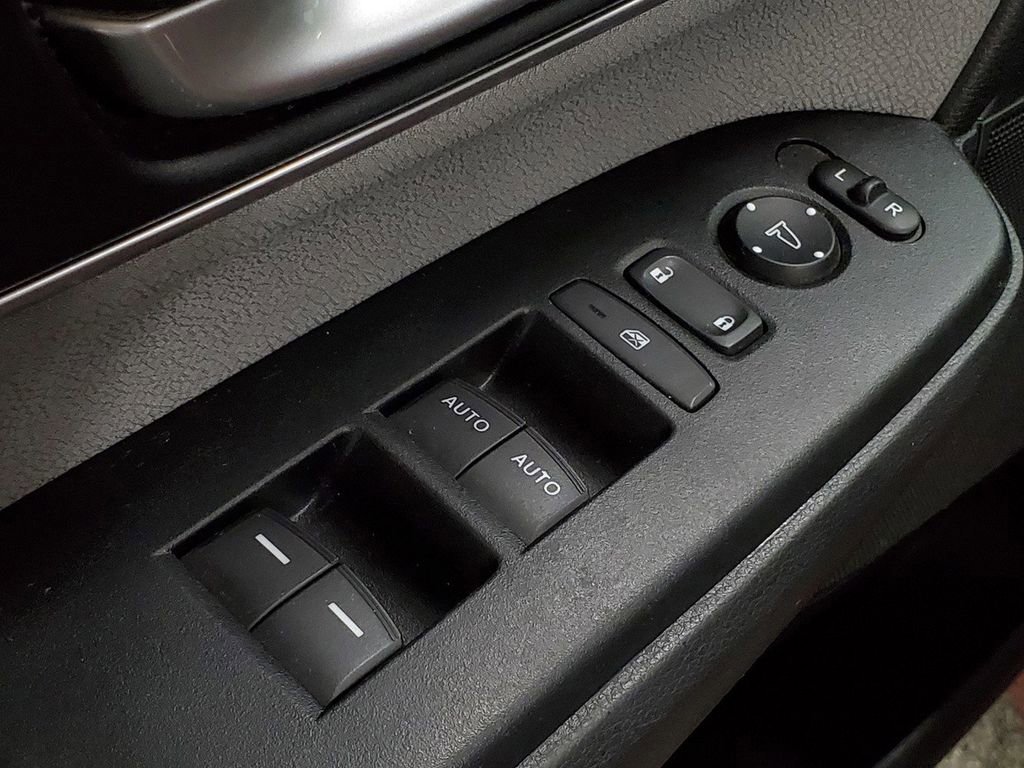Used 2021 Honda CR-V EX image 29
