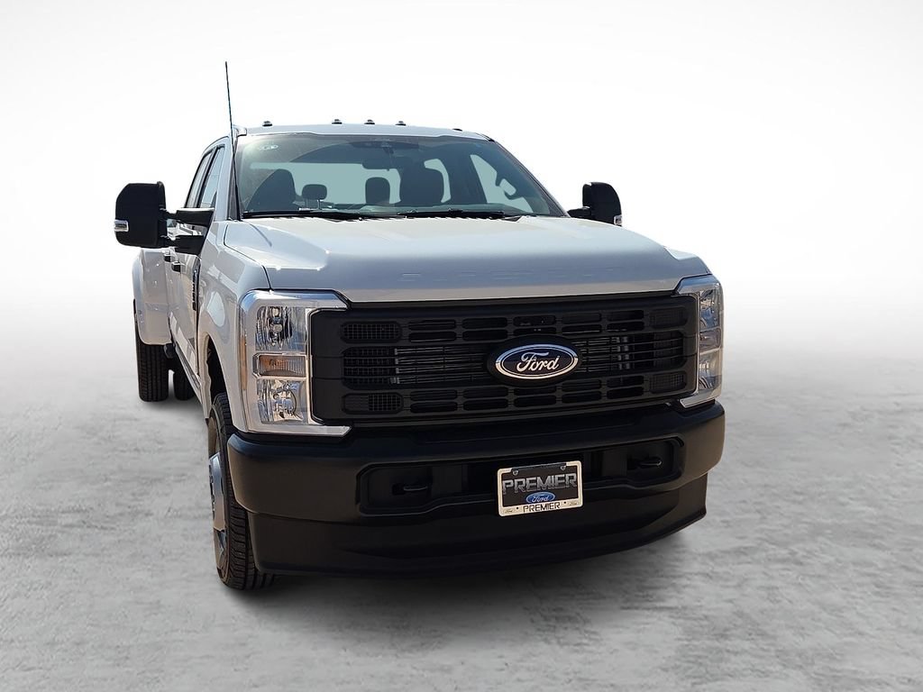 New 2026 Ford F350 XL AWD/4WD image 2