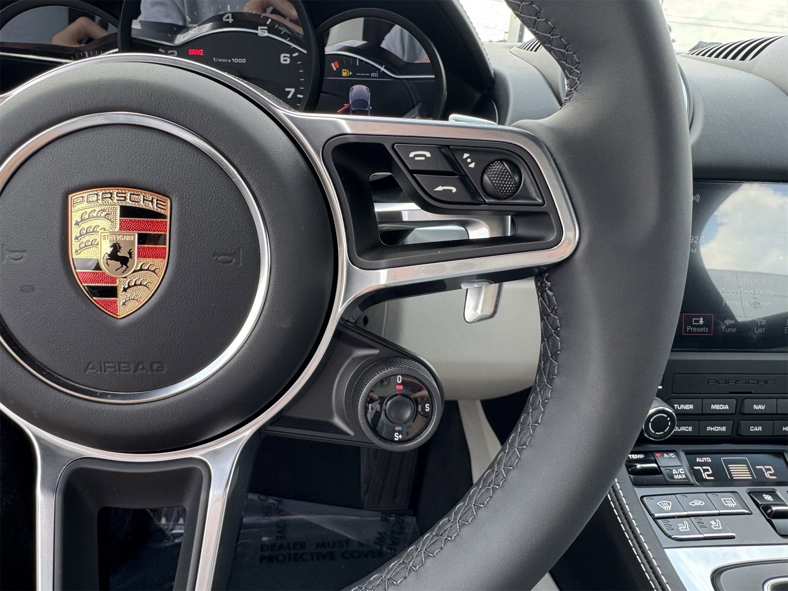 New 2025 Porsche 718 Boxster image 17