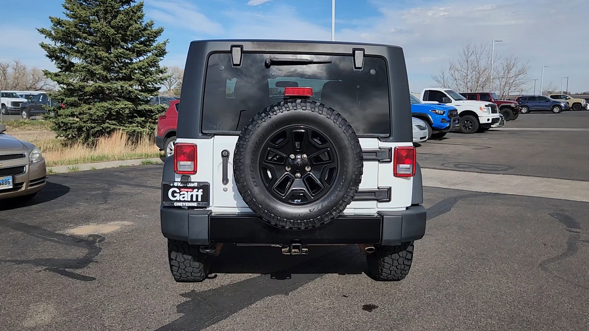 Used 2017 Jeep Wrangler Sport image 19