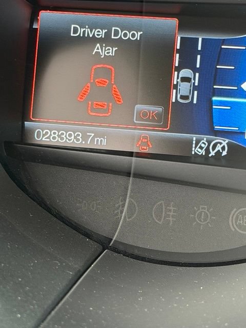 Used 2020 Ford Edge SEL w/ Convenience Package FWD image 10
