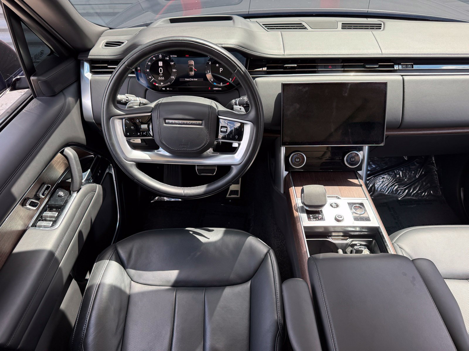 Used 2023 Land Rover Range Rover Autobiography AWD/4WD image 28