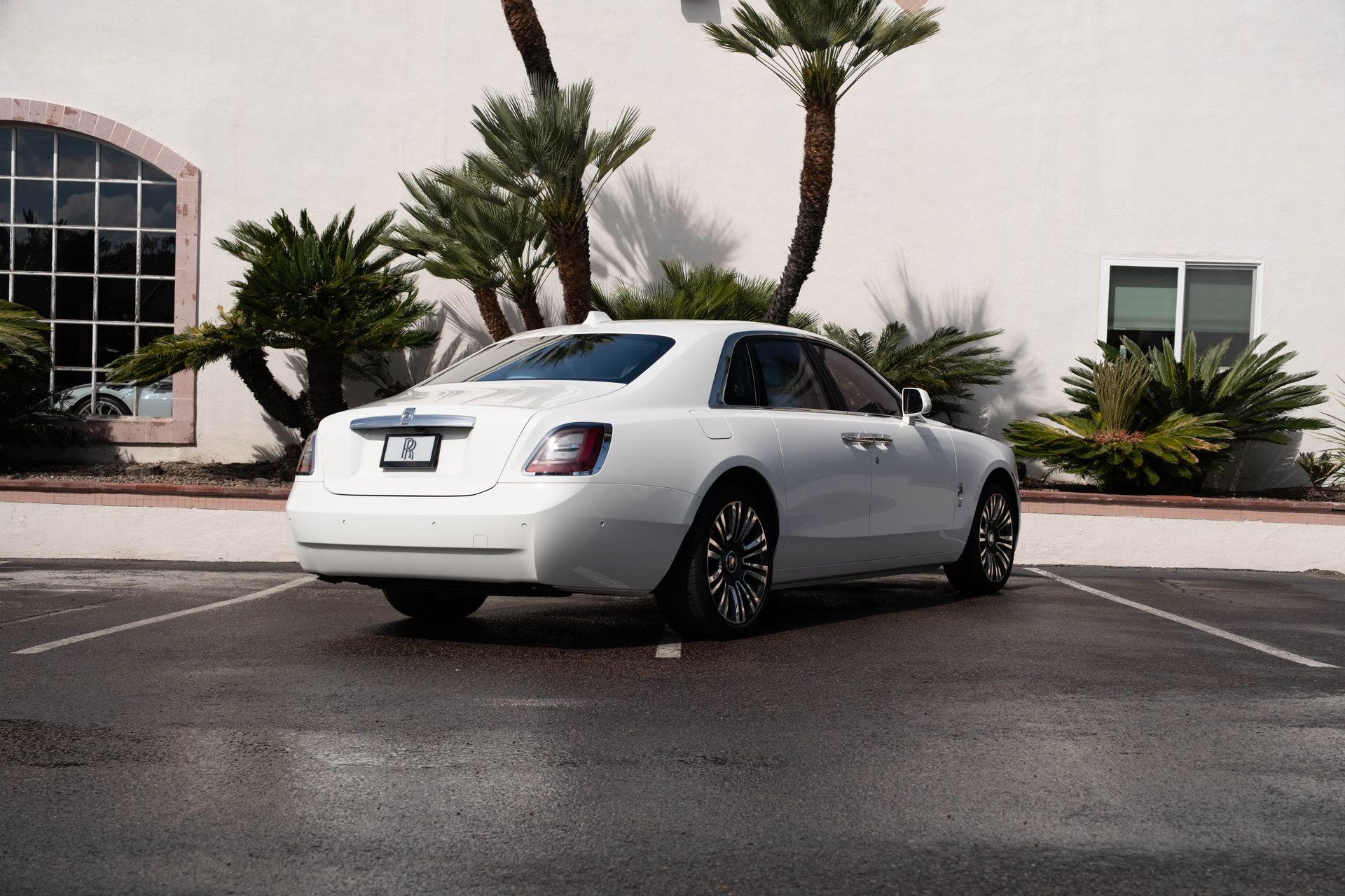 Used 2022 Rolls-Royce Ghost w/ Ghost Package image 46