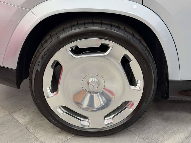 New 2026 Mercedes-Benz Maybach GLS 600 4MATIC image 5