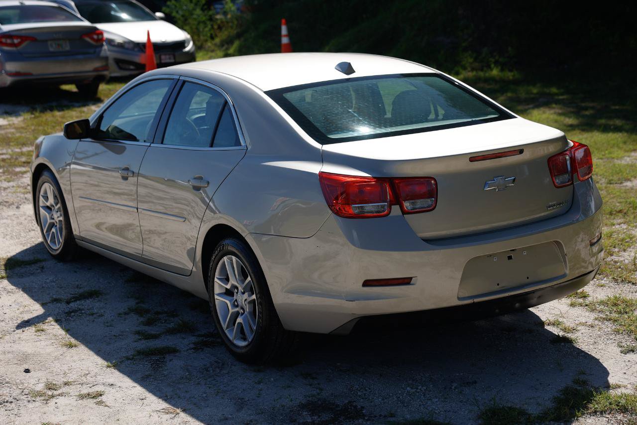 Used 2013 Chevrolet Malibu LT w/ Power Convenience Package FWD image 5