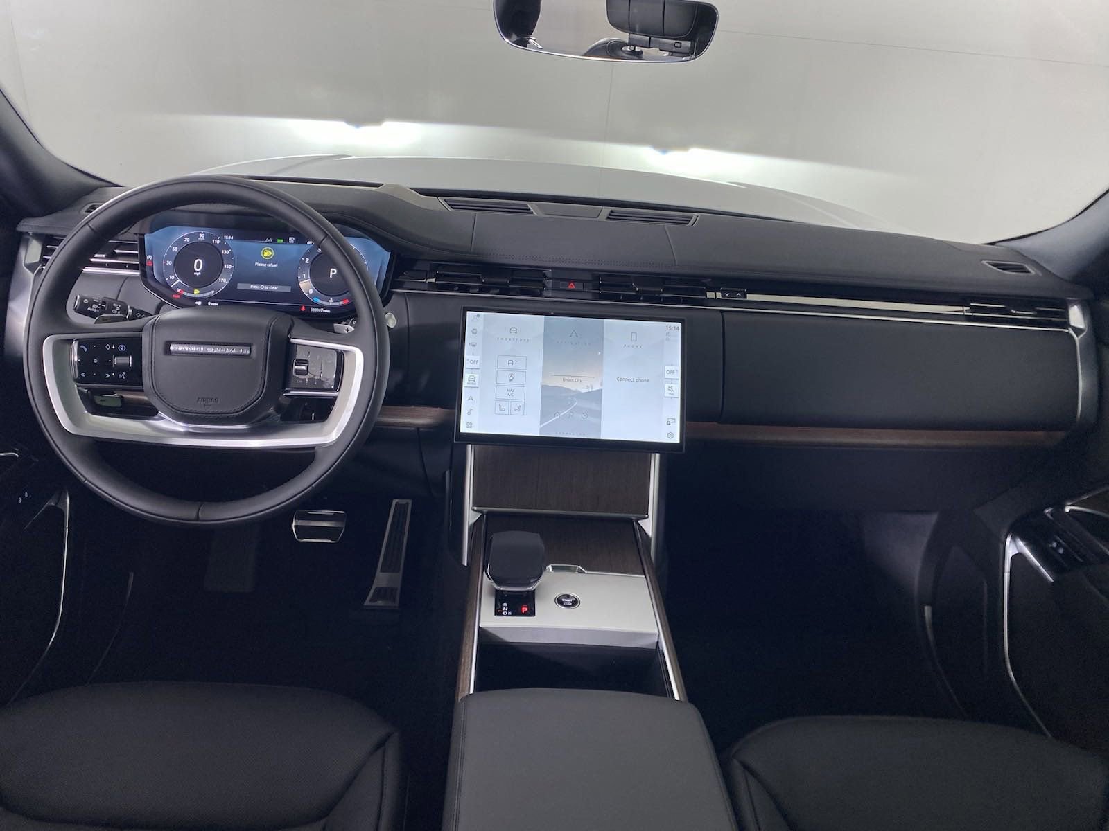 New 2025 Land Rover Range Rover SE image 10