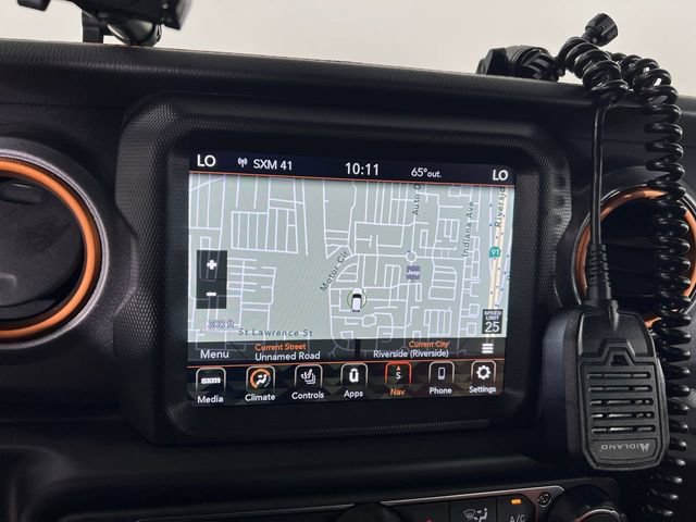 Used 2023 Jeep Gladiator Mojave w/ LED Lighting Group AWD/4WD image 14