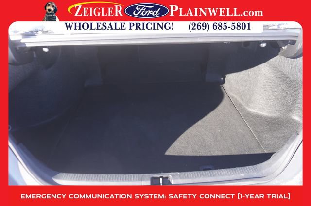 Used 2023 Toyota Camry SE image 5